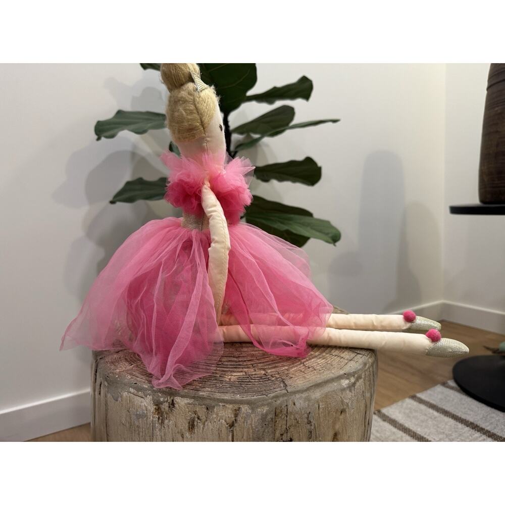 Mon Ami Princess Sophia Soft Doll Plush Ballerina Pink 22” Tulle Tutu - Picture 4 of 10